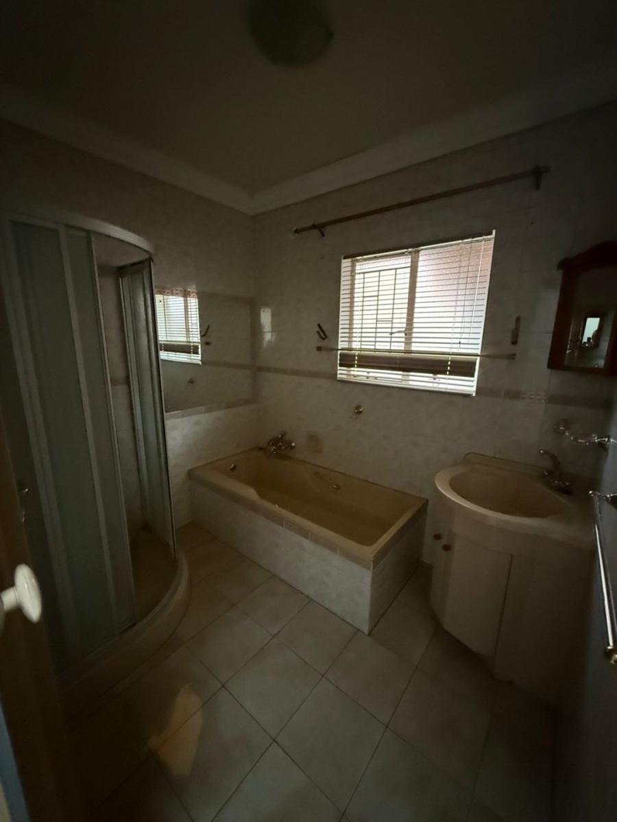  Bedroom Property for Sale in Miederpark North West